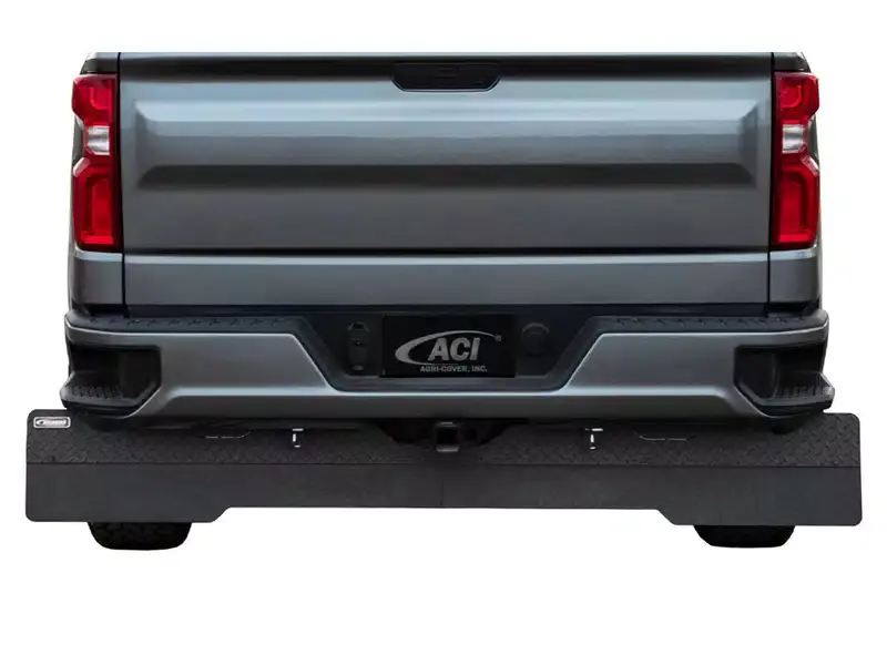 ROCKSTAR Full Width Tow Flaps H1020279 | RealTruck Bargain