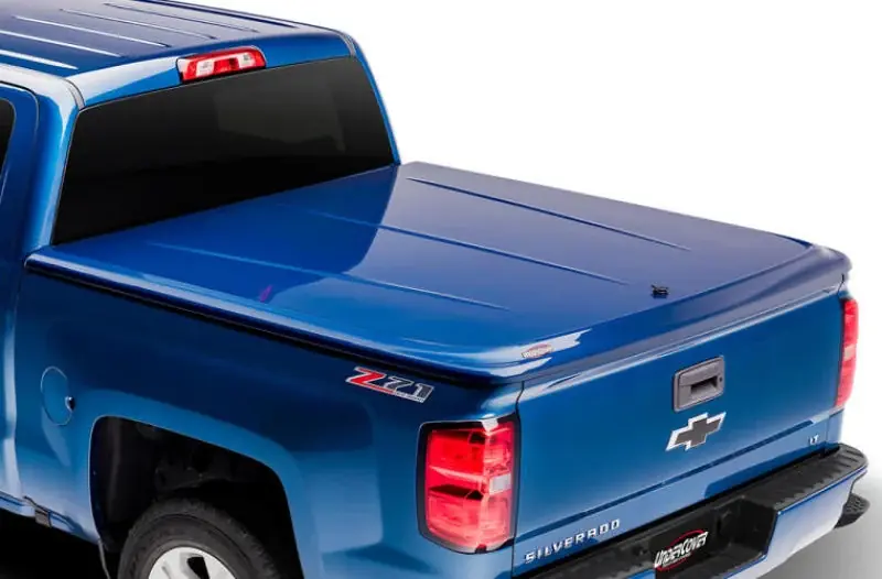UnderCover 2019 Ford Ranger 5ft Lux Bed Cover - Magnetic Effect Super Sale