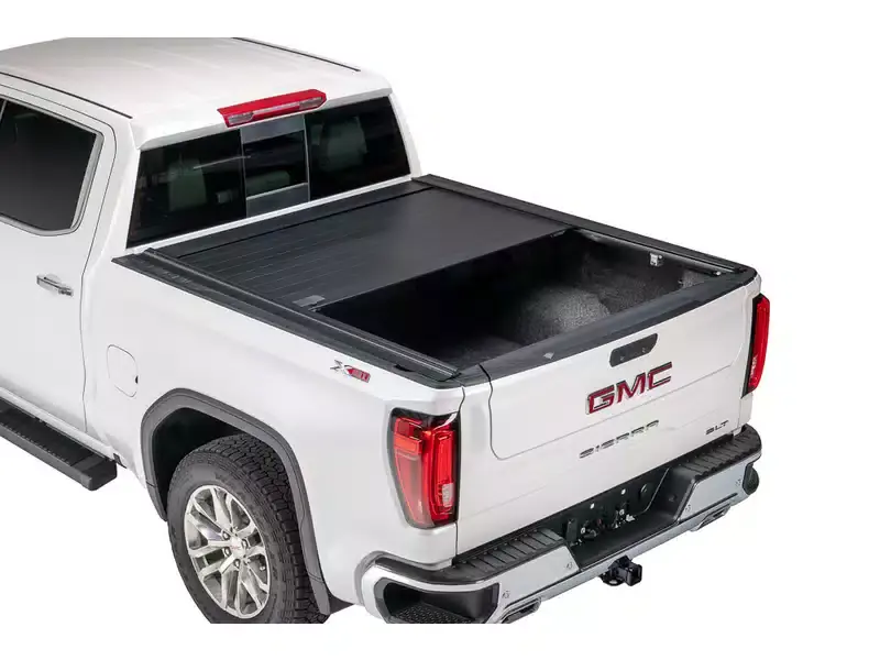 GatorTrax MX Manual Retractable Tonneau Cover G80402 | RealTruck Holiday Sale