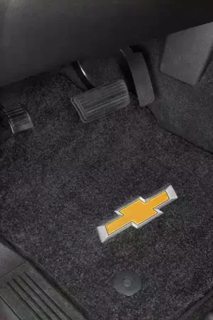 Lloyd Mats Ultimat Custom Fit Floor Mat UM029 | RealTruck Markdown