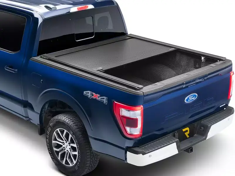 Retrax ONE XR Manual Retractable Tonneau Cover w/ T-Slot Rails T-60752 | RealTruck Bargain